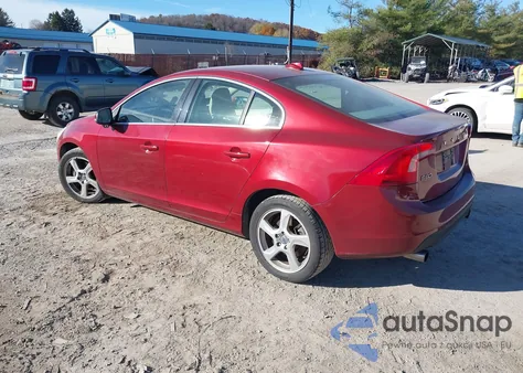 2012 Volvo S60 T5 z USA, uszkodzony, nr VIN YV1622FS0C2115225